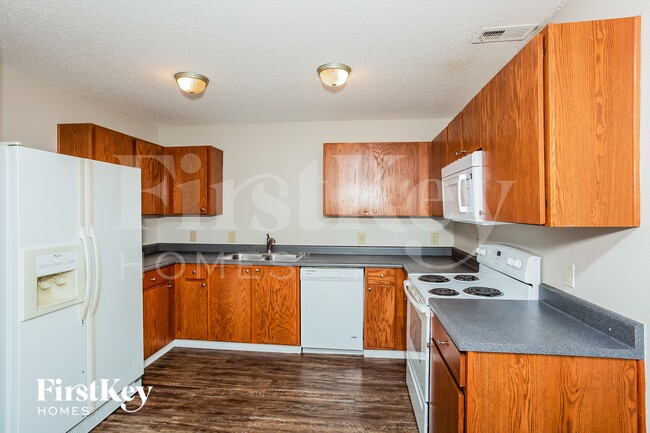 Photo - 12205 Lindley Dr