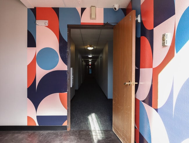 Ridgeview Apartments