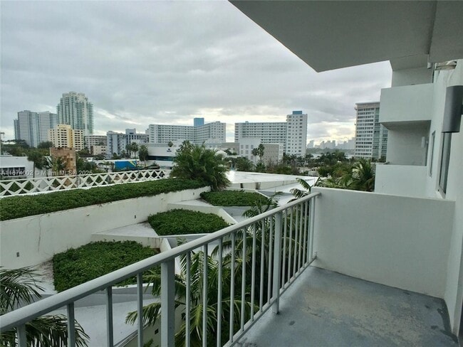 Photo - 1025 Alton Rd Unit 507