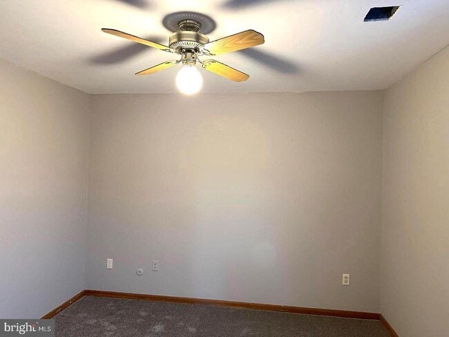 Photo - 31 Logan Ave Unit 3RD FLOOR