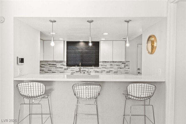 Photo - 1531 Commanche Dr