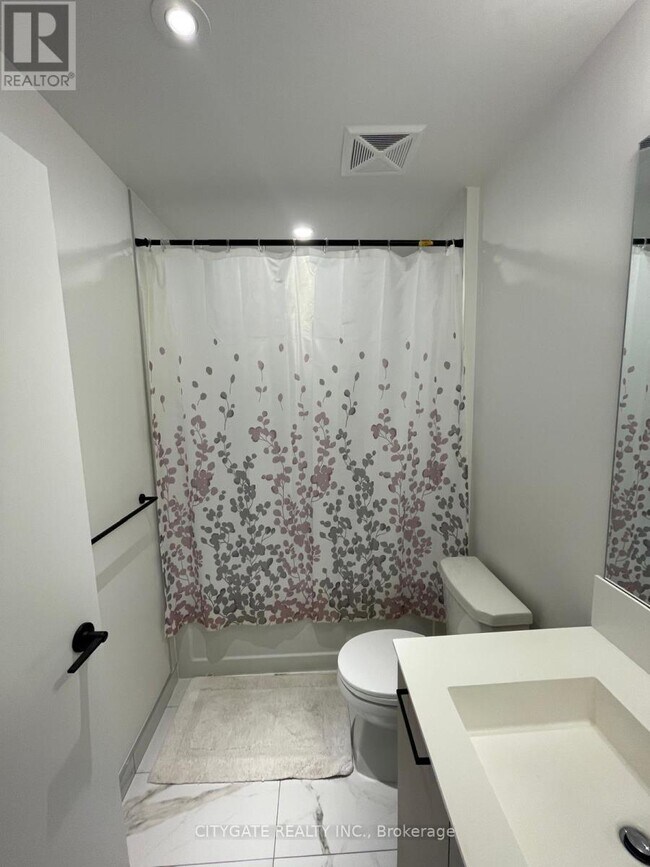 Photo - 10 Lagerfeld Dr Unité 212