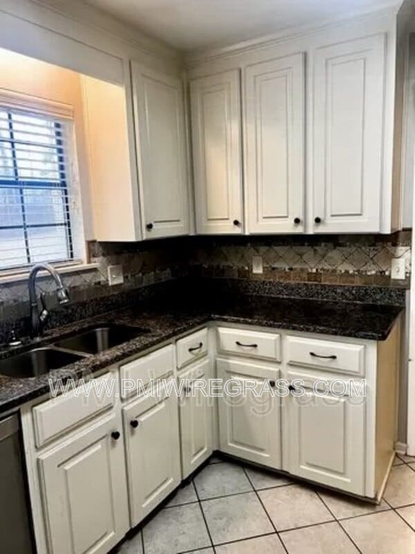 Photo - 401 Wildwood Dr