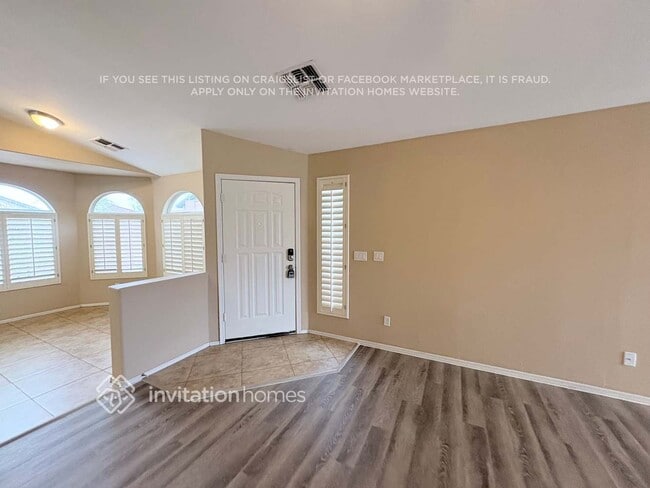 Photo - 6551 E Auburn St