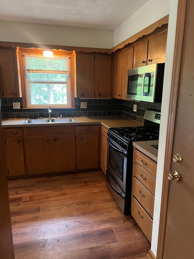 Photo - 10103 W 92nd Pl