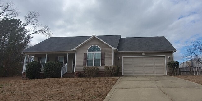 Building Photo - 211 Wolfbridge Dr