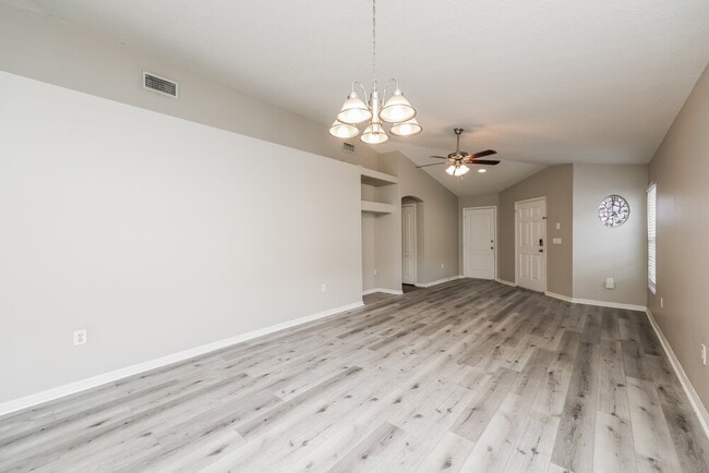 Photo - 1533 Marsh Wood Dr