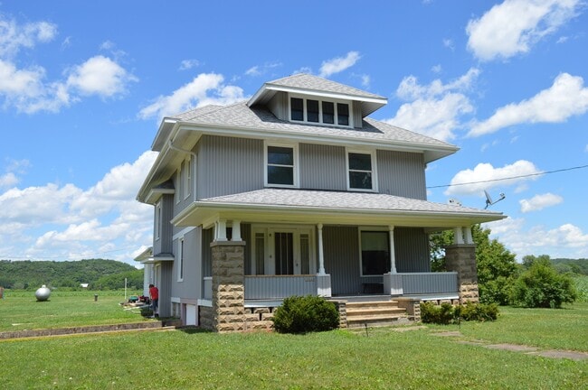 Building Photo - 10026 County Road KP Unit #2