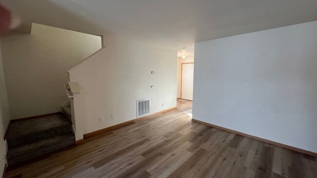Photo - Bright & Convenient Townhouse Living!