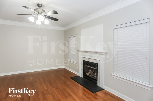 Photo - 2853 Island Point Dr NW