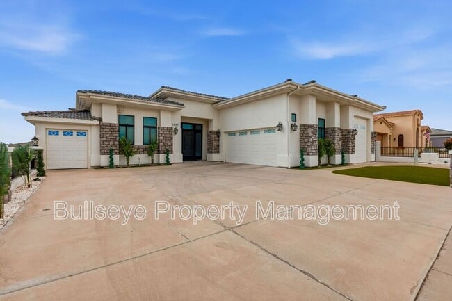 Photo - 1527 E Villa Maria Dr