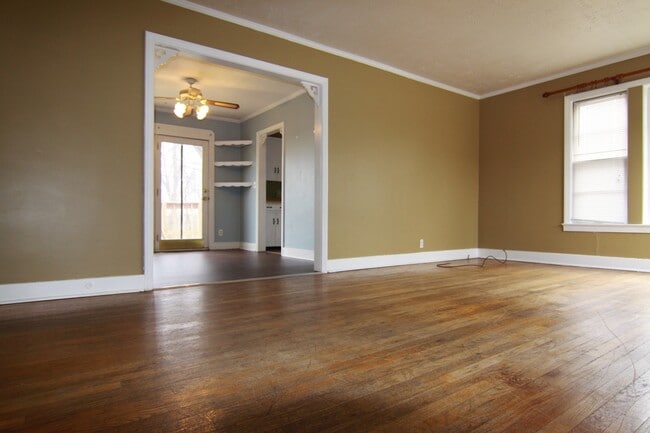 Photo - Lookout Drive-121 Unit Up