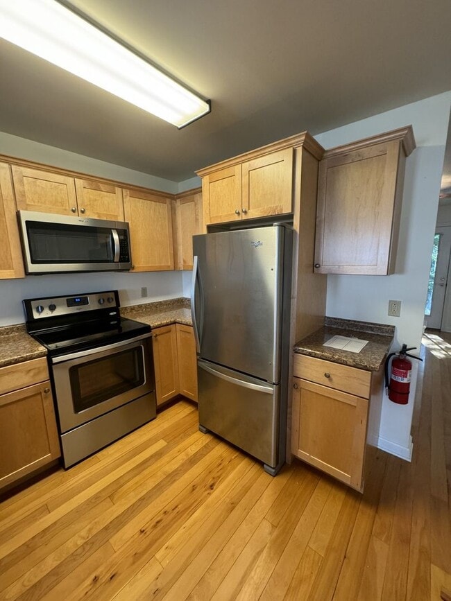 Building Photo - 75-C SL Unit C