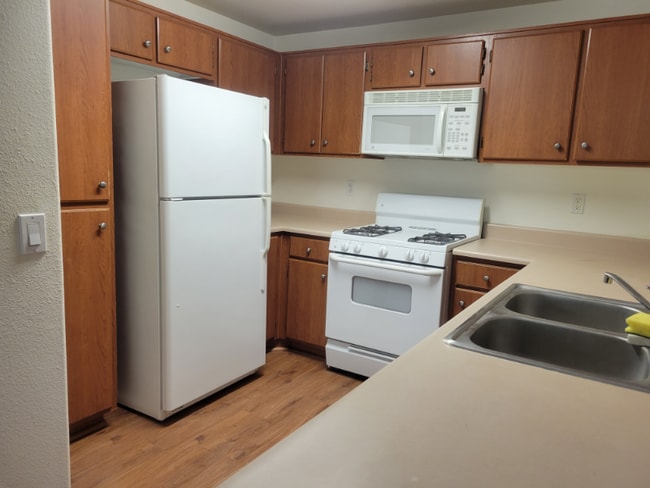 Photo - 44734 Adam Ln