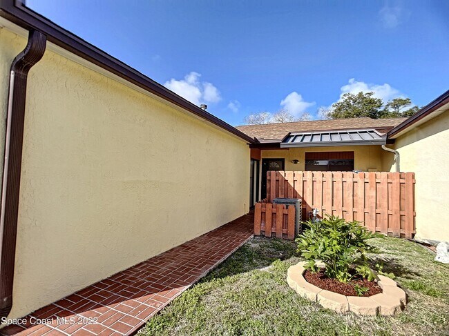 Photo - 1611 Gable Ct