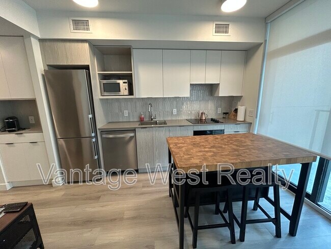 Photo - 1488 Bertram St