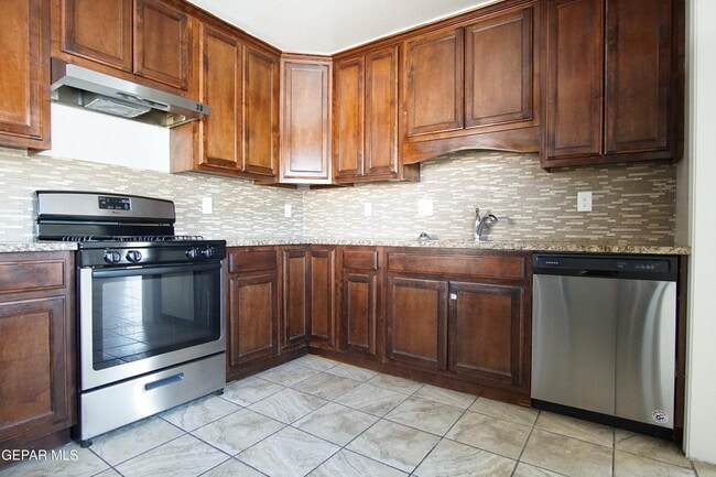 Photo - 6201 Tesuque Dr