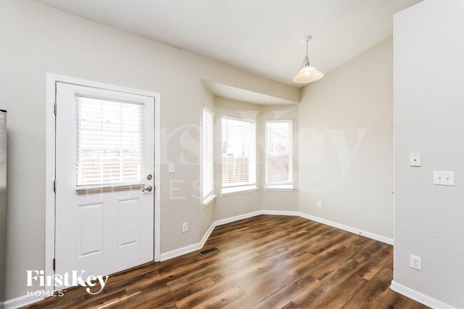 Photo - 8353 Freestar Way