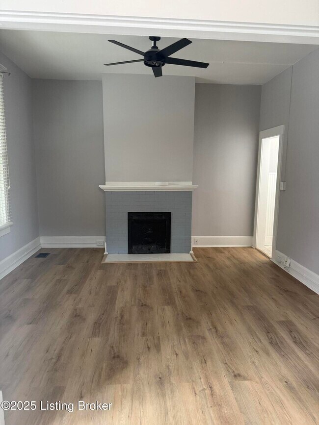 Photo - 1529 Christy Ave Unidad 1