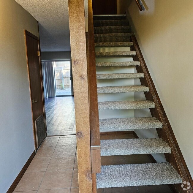 Building Photo - 1110 Audubon Ave Rental