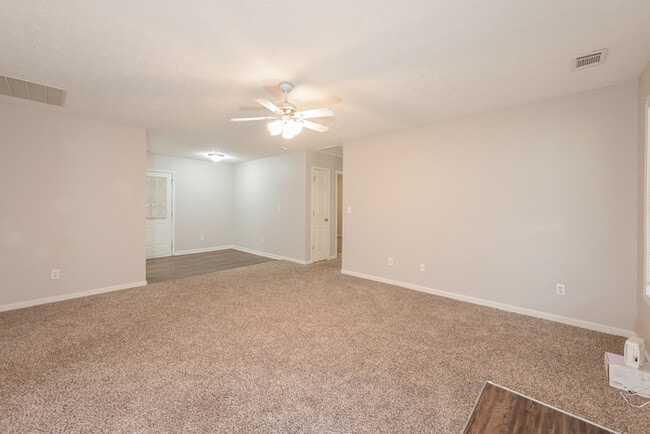 Photo - Fantastic 3bd/2ba home! Coming soon!