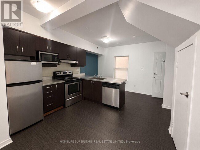 Photo - 38 Kensington Pl Unit 204