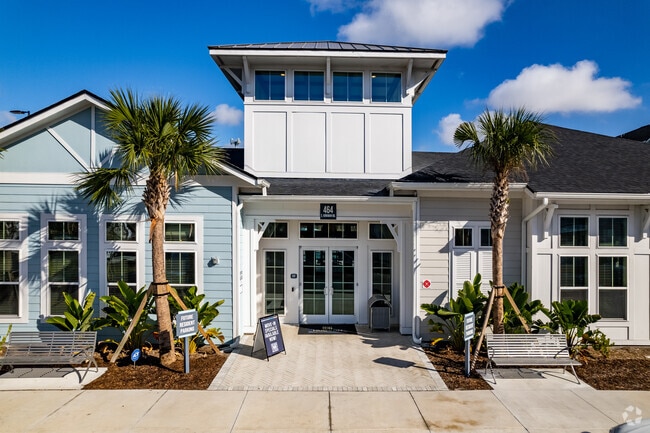464 S Kirkman Rd Orlando, FL 32811