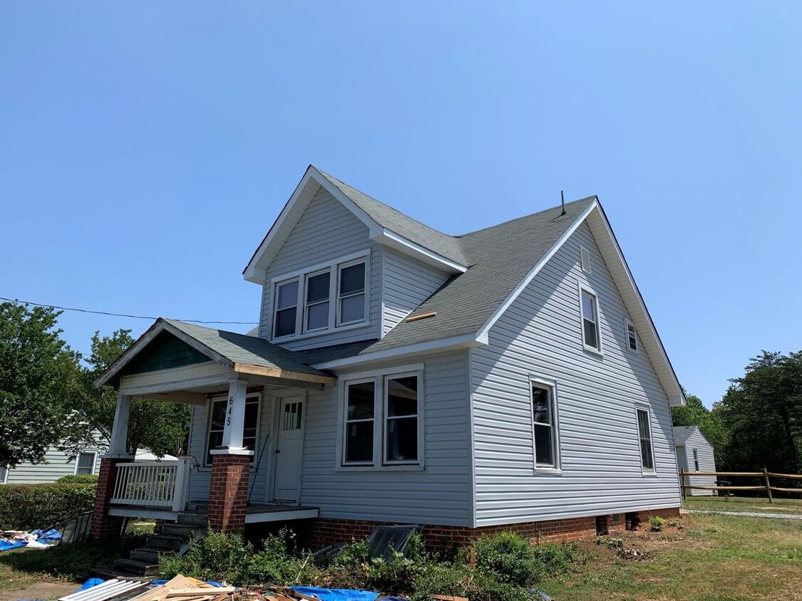 Photo - 645 Leesville Road