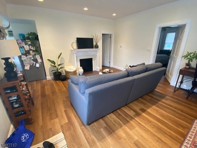 Building Photo - 134 Washington St Unit 1