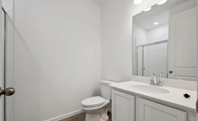 Photo - 924 Steppe Ln