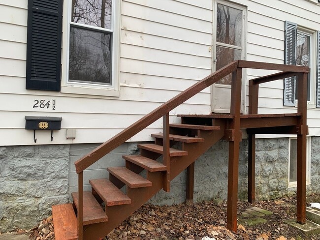 Photo - 284 Sycamore St Unit B