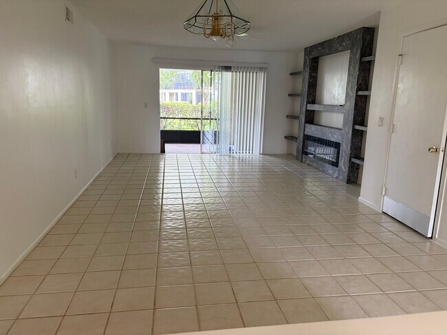 Photo - 405 E San Sebastian Ct Unidad Altamonte Village II