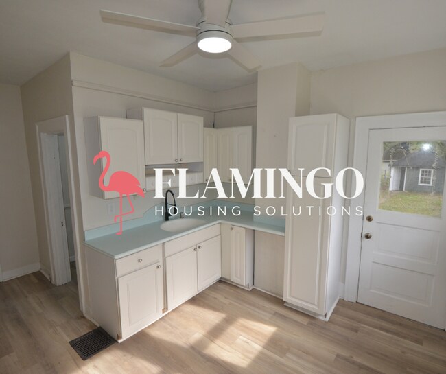 Photo - 420 Grafton Ave