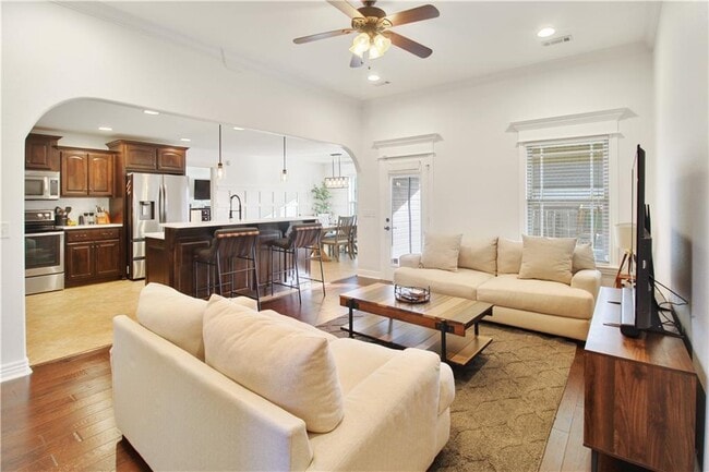 Photo - 958 Stone St