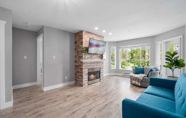 Photo - 2855 152 St Unit 5