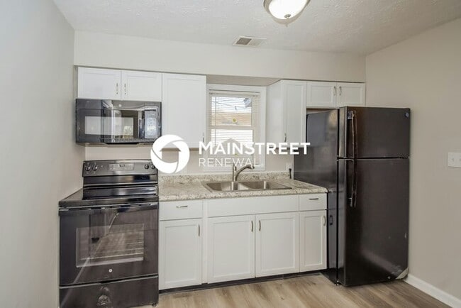 3 Bedroom Pet-Friendly Home in Indianapolis, IN with Main Street Renewal