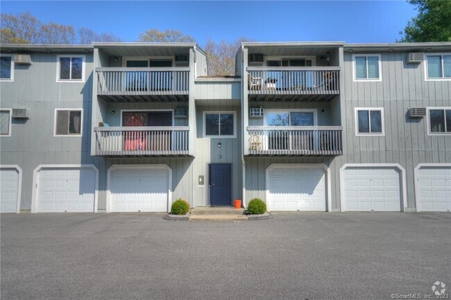Building Photo - 82 Buddington Rd Unit APT 5