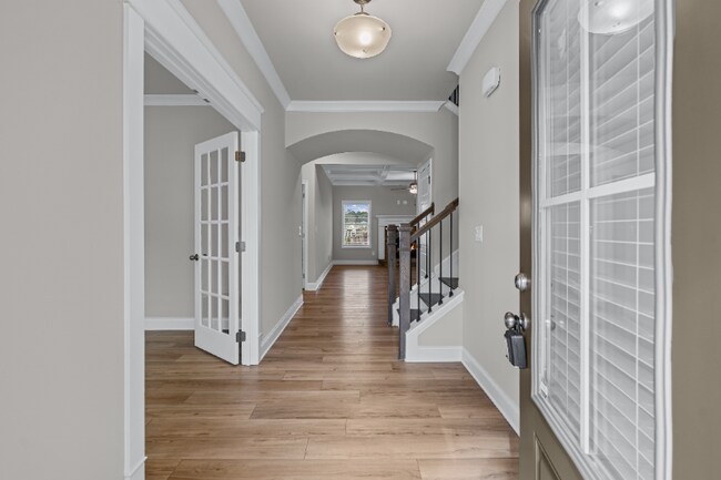 Photo - 239 Ryston Wy