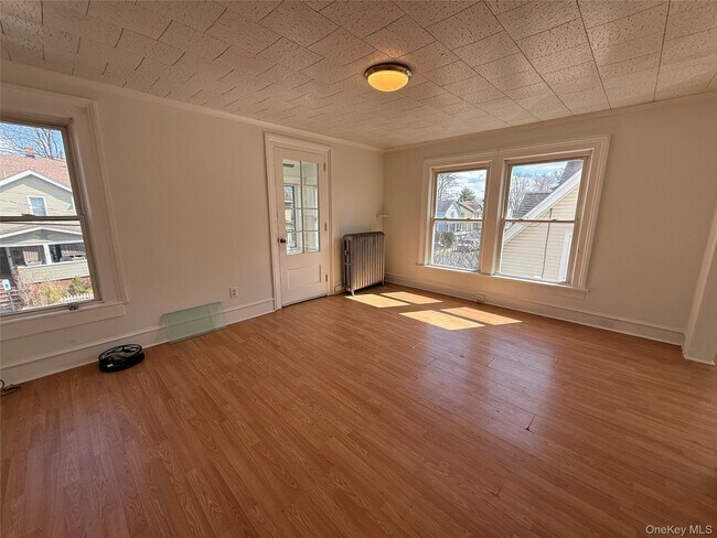 Photo - 11 Knapp Ave Unit 2