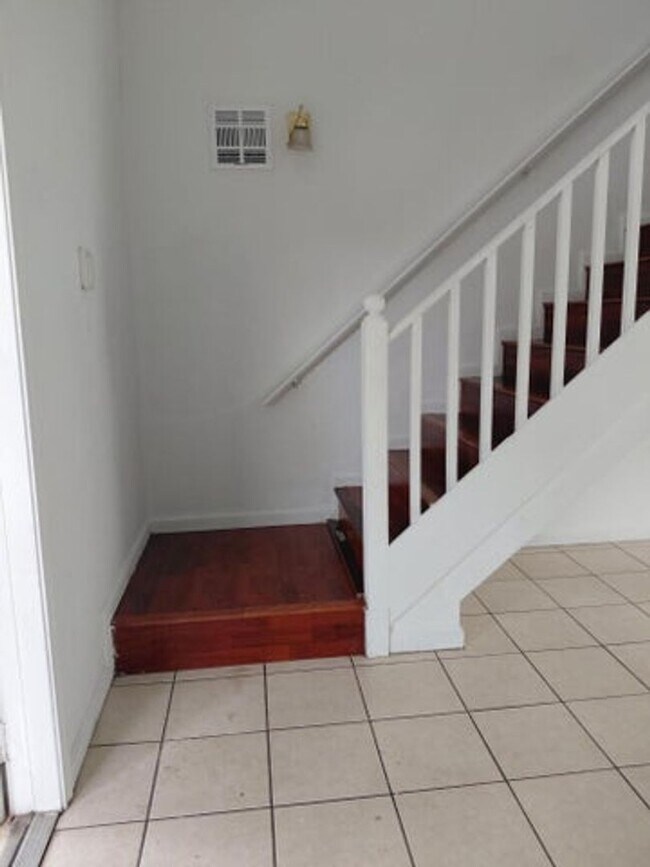 Photo - 647 Latona Ave