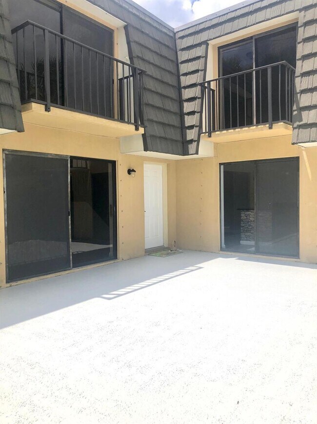 Photo - 3714 37th Way