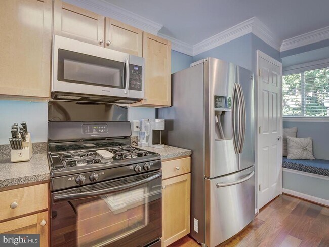 Photo - 1471C N Van Dorn St