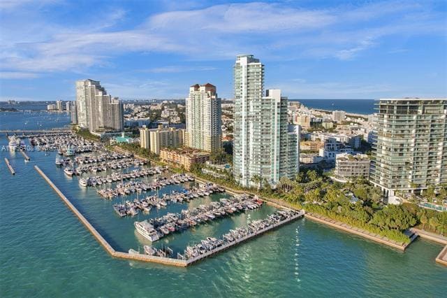 Photo - 1000 S Pointe Dr Unit 507