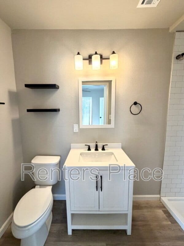 Photo - 108 E Mill Ave