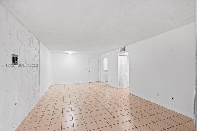 Photo - 8501 NW 8th St Unit 106