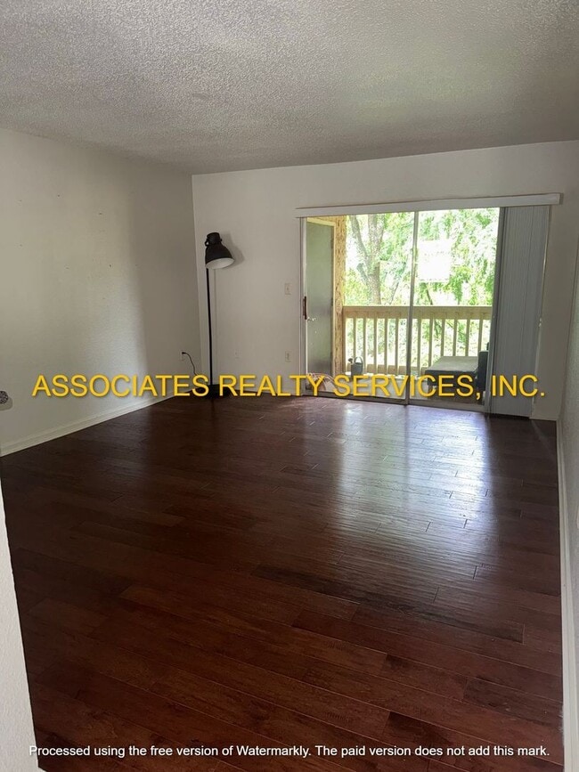 Photo - Spacious 2bed/2bath Condo in CREEK’S EDGE in NW Gainesville PRIVATE PATIO!!