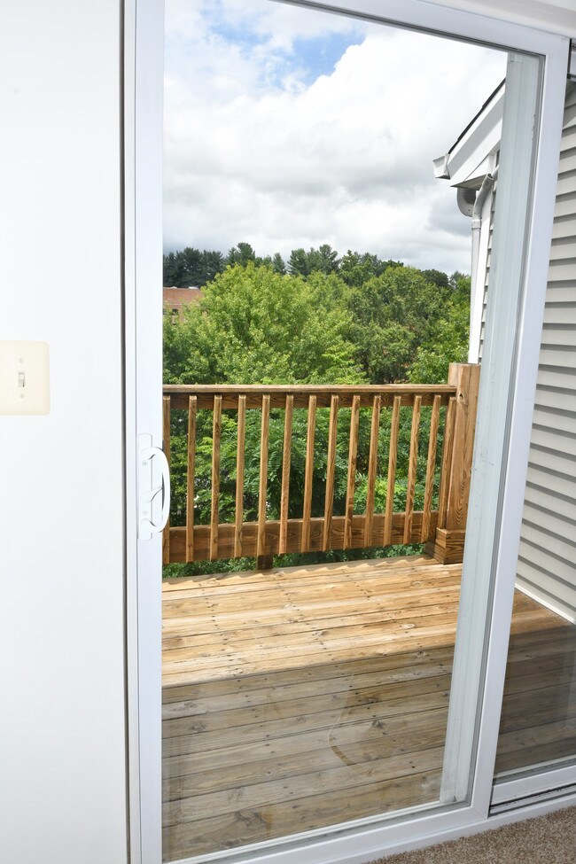 Photo - Burnt Mills Crossing