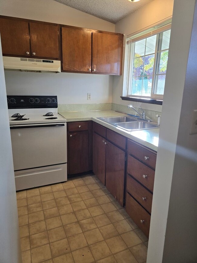 Photo - Eastland Duplex Unidad 418