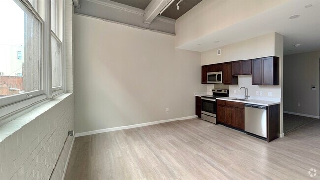 Building Photo - 6 Chatham St Unit 102 Rental