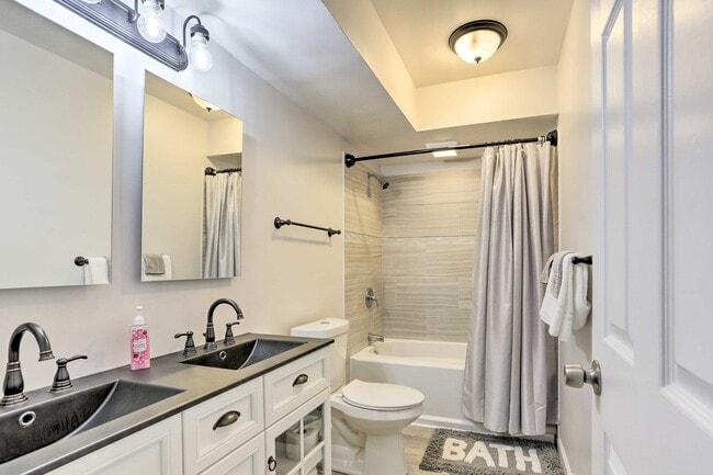 Photo - 6832 Woodmeadow Dr